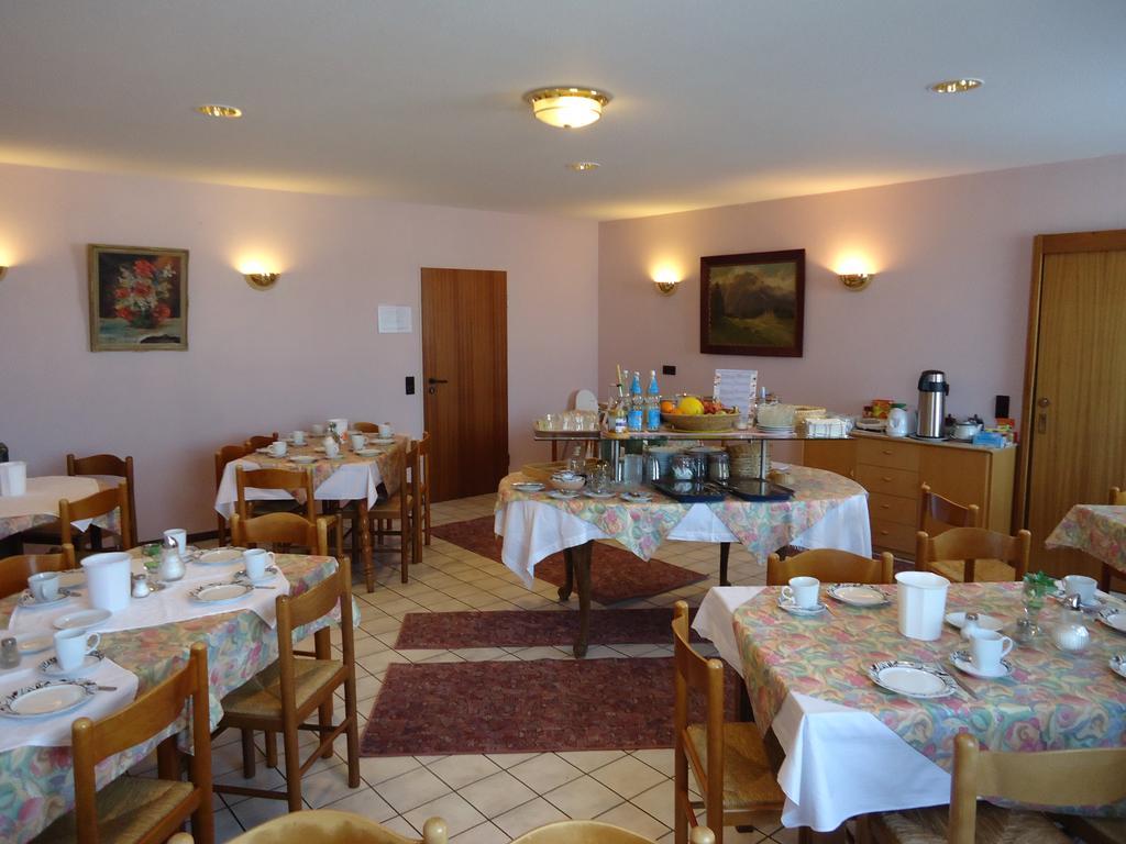 Enjoyhotel Garni Korntal Stuttgart B&B 外观 照片